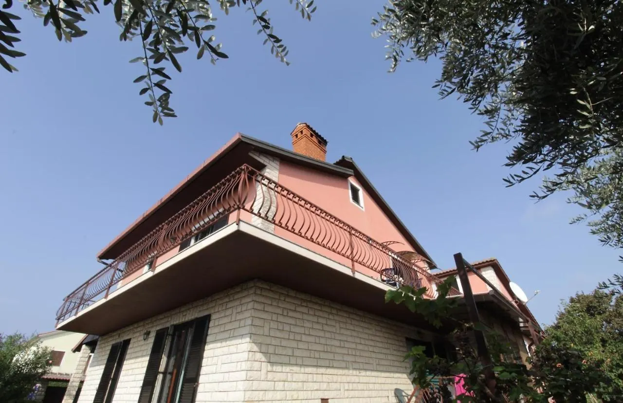 Apartment Vera Zambratija  Croatia