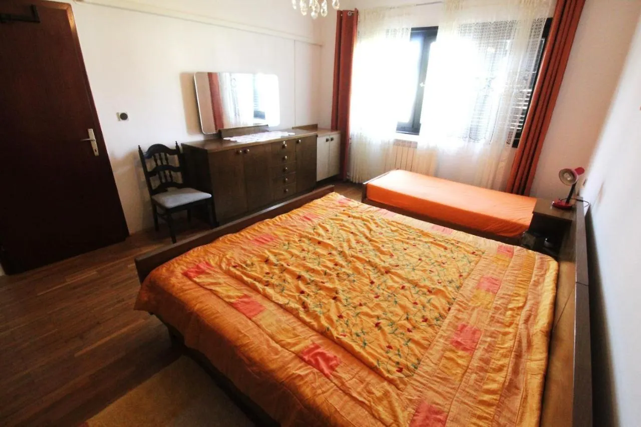 Apartment Vera Zambratija  Croatia