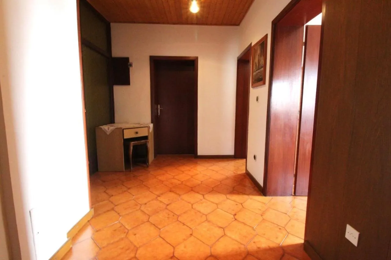 Apartment Vera Zambratija