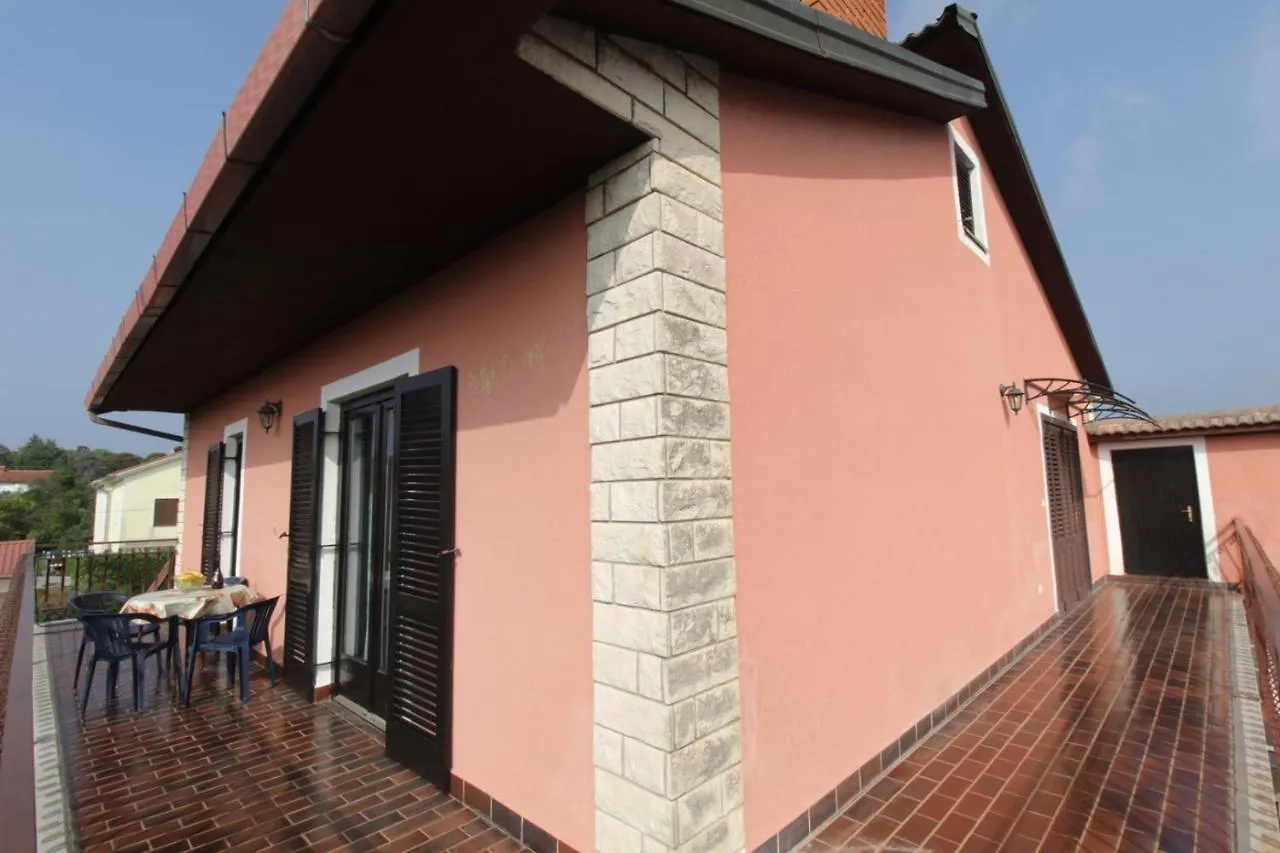 Apartment Vera Zambratija
