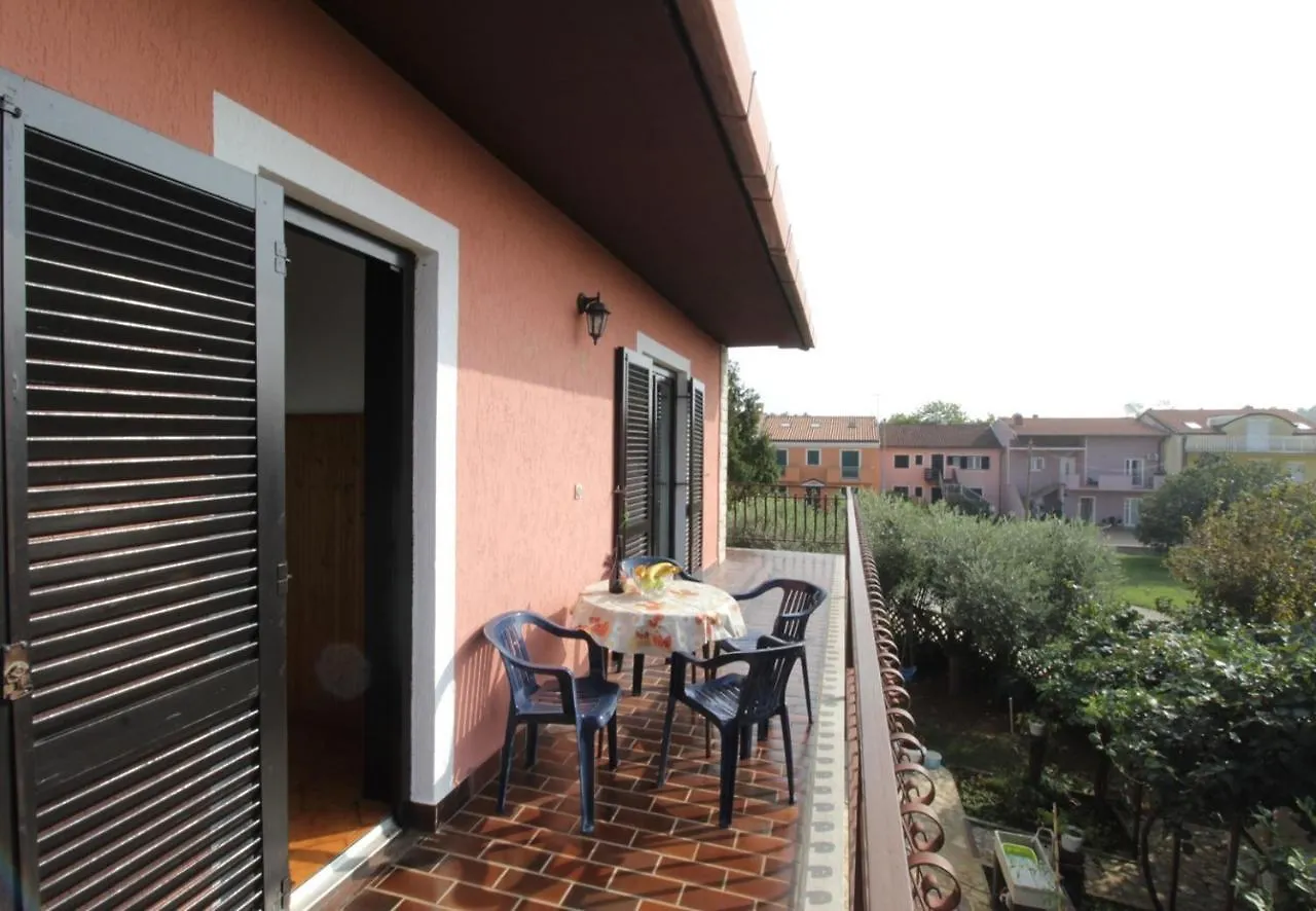 Apartment Vera Zambratija